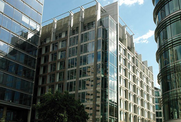 ‘Very selective’: DLA goes to Freshfields for rare City corporate hire in wake of London losses