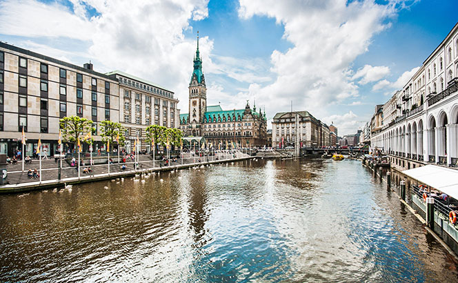 Revolving doors: Clyde & Co launches in Hamburg with four-partner Ince team