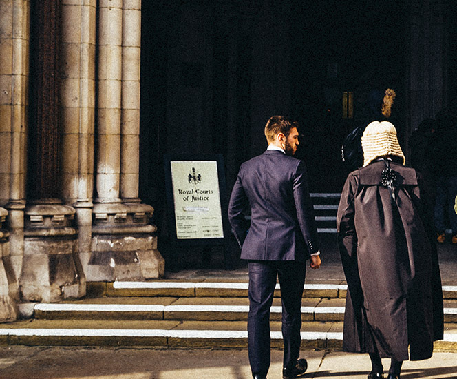 Entering the Royal Courts for the 2018 silks ceremony