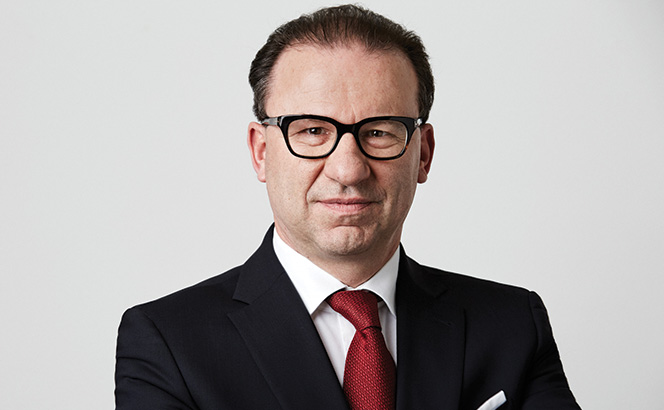 Stefan Breitenstein, Lenz & Staehelin