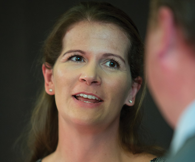 Anna Cosgrave