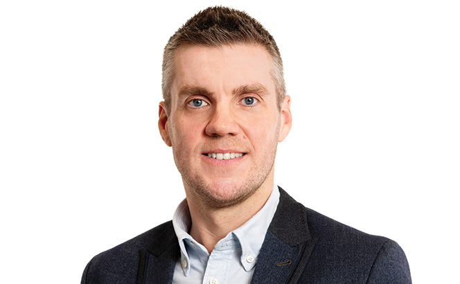 Simon Edwards