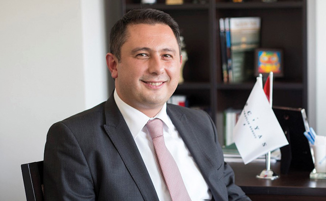 Nihat Erciyas