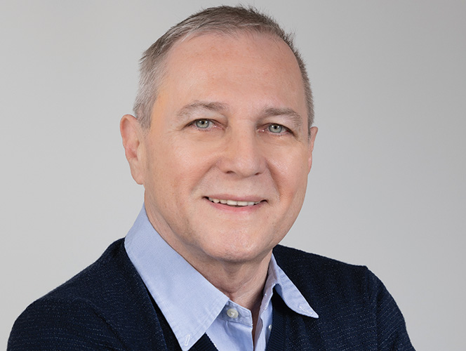 Dr. Kfir Luzzatto