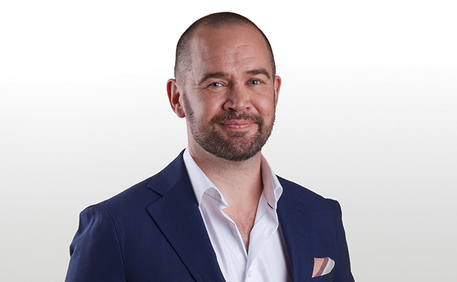 Mikko Manner, Roschier