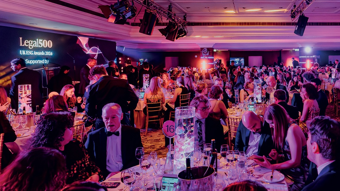 Eversheds, A&O, and Standard Chartered GC among winners at debut Legal 500 UK ESG Awards