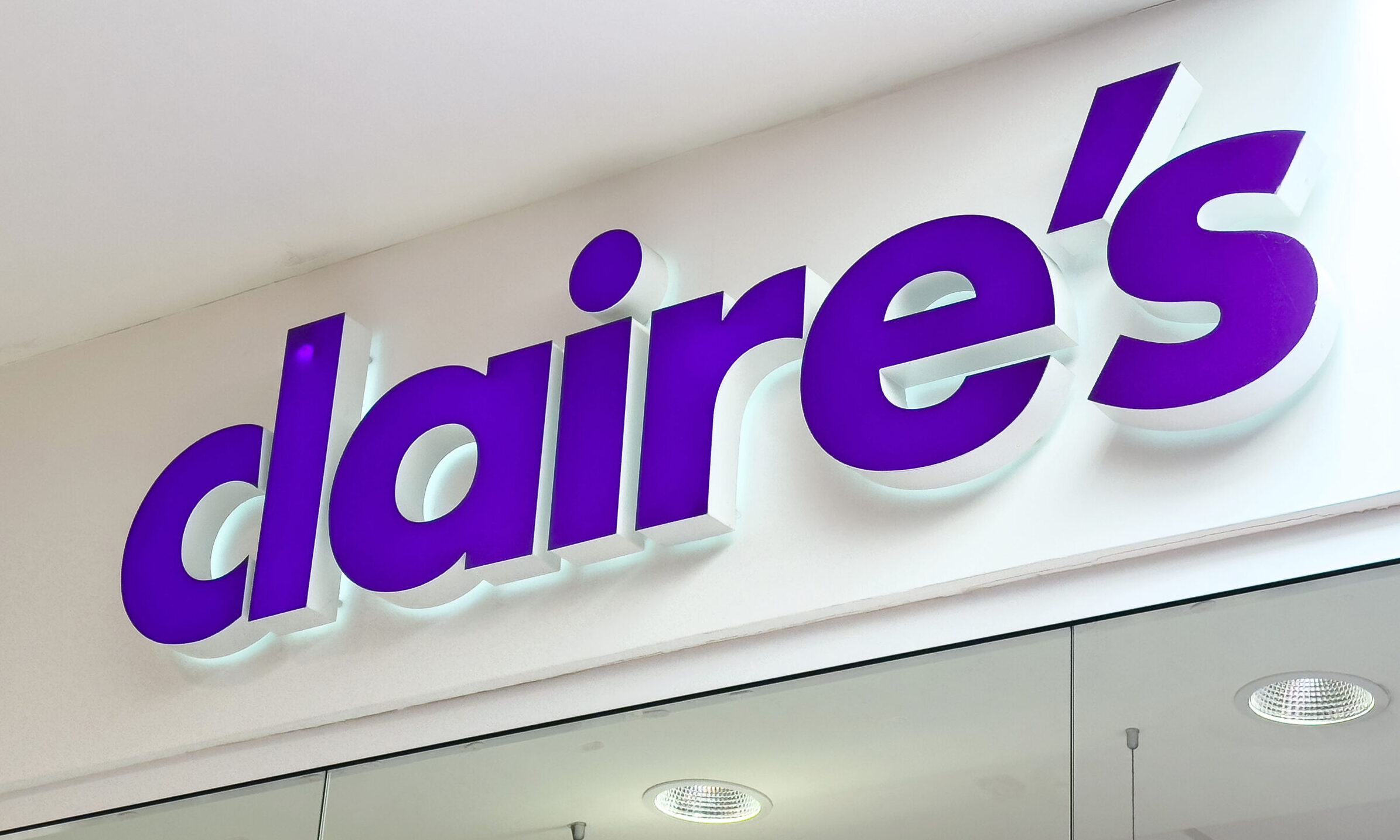 Kirkland, Simpson Thacher lead as Claire’s files for second bankruptcy in seven years