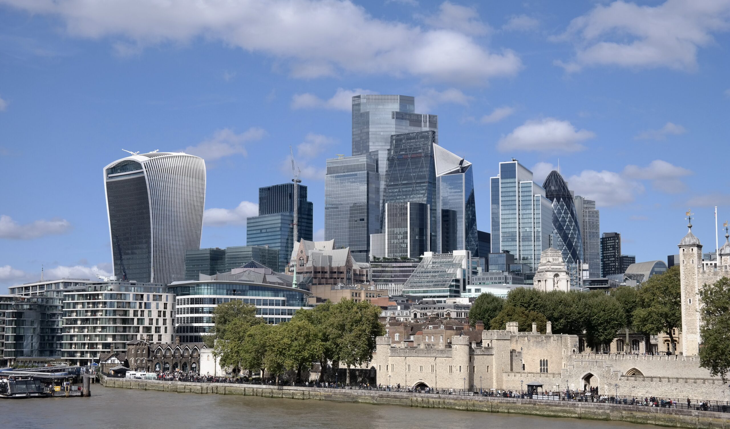 Weil London restructuring trio leave to join Akin