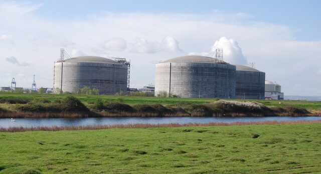 Slaughters, Latham and HSFK lead on National Grid’s £1.5bn LNG sale