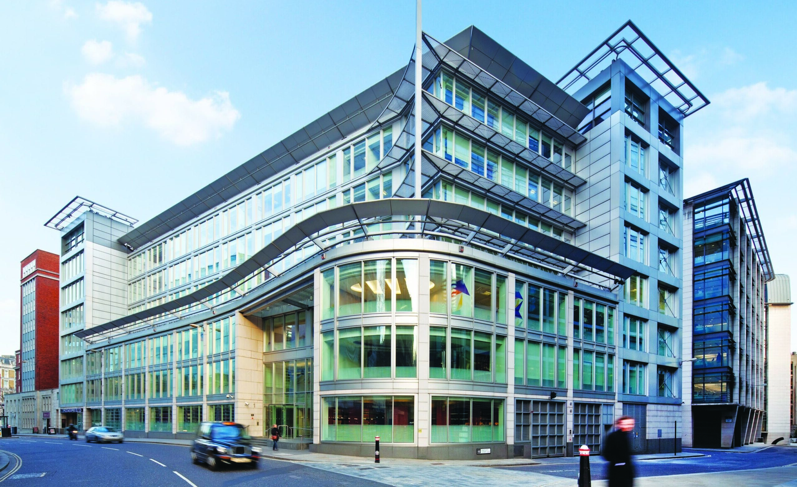 Sullivan & Cromwell lures Weil finance duo in City buildout