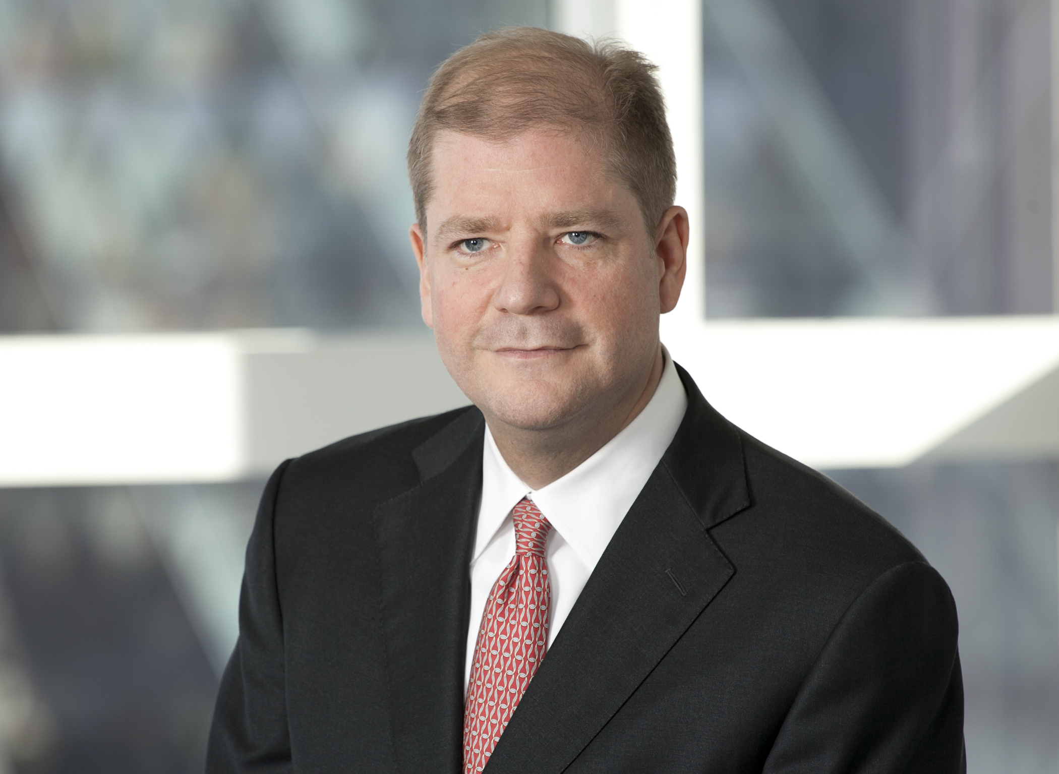 Latham London revenue breaks $1bn as firmwide PEP soars more than 20%
