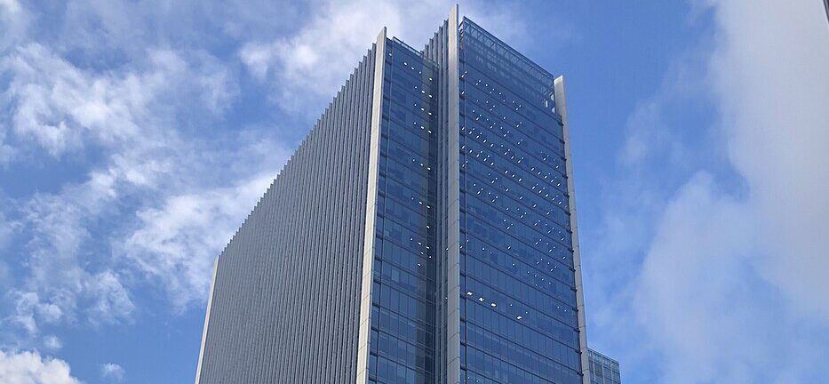Clifford Chance overhauls partnership structure amid management bid to clear $5m PEP