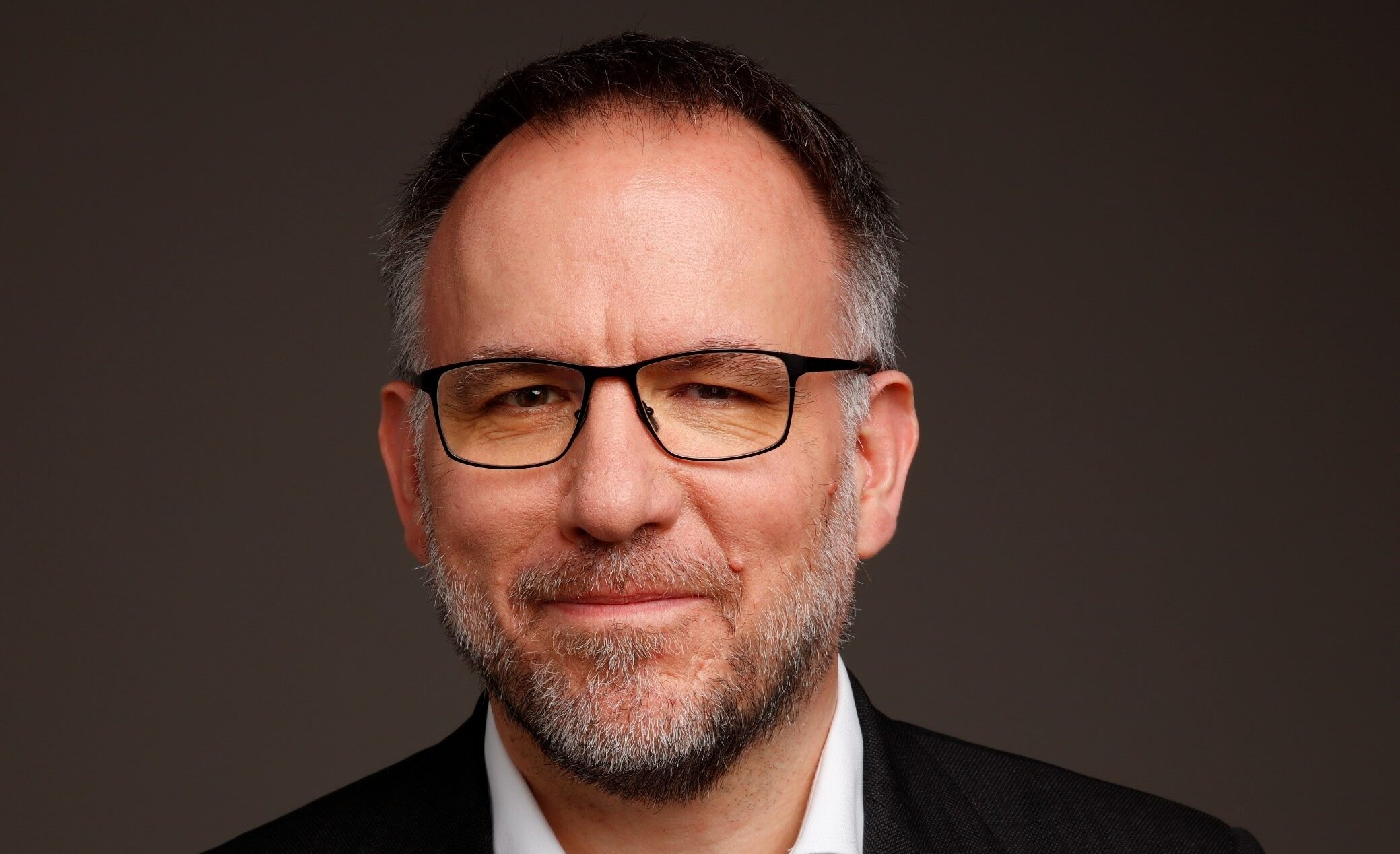 CMS hires Osborne Clarke AI Hall of Famer amid tech push