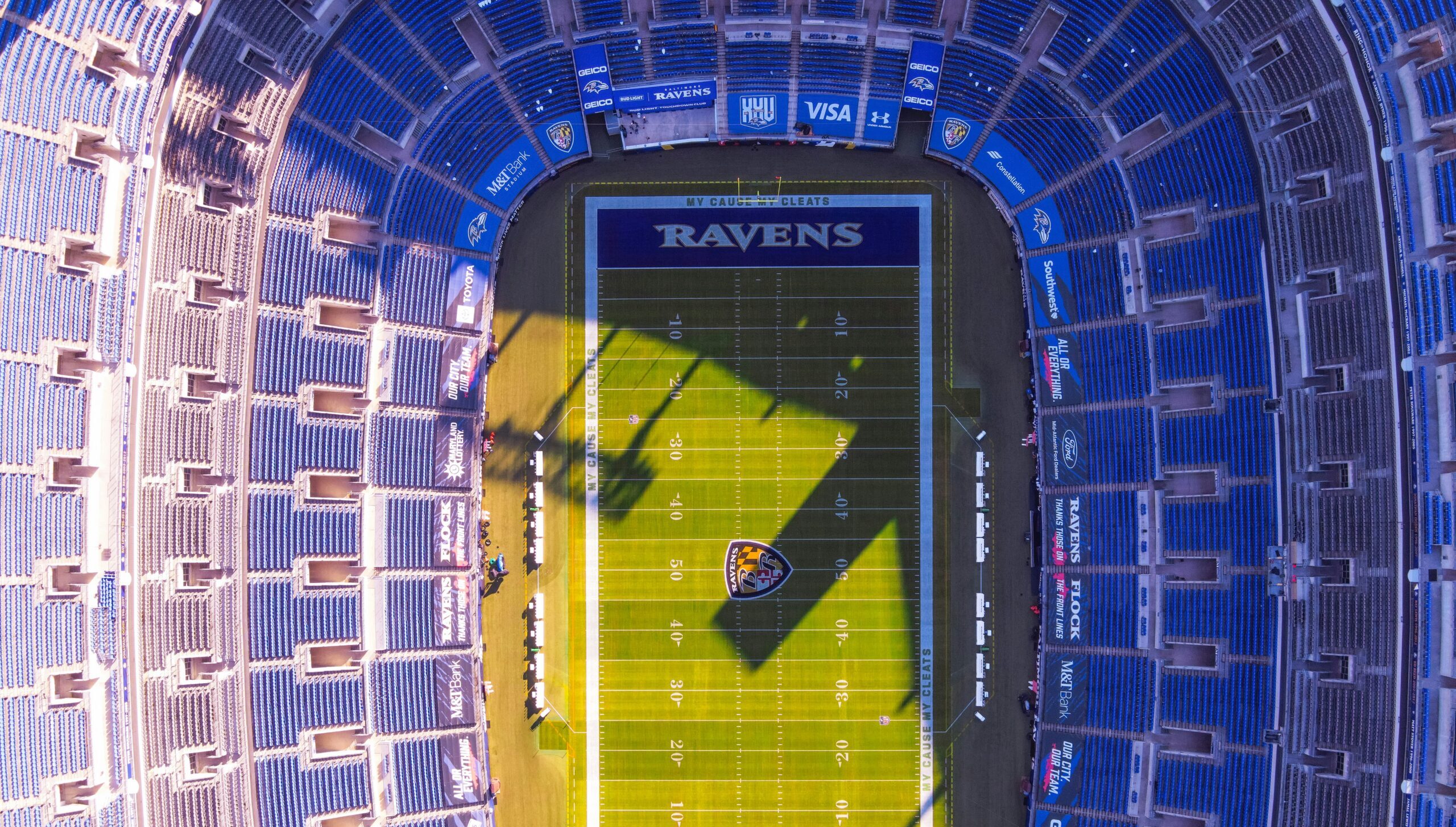 Paul Hastings launches sports practice with former American football GC