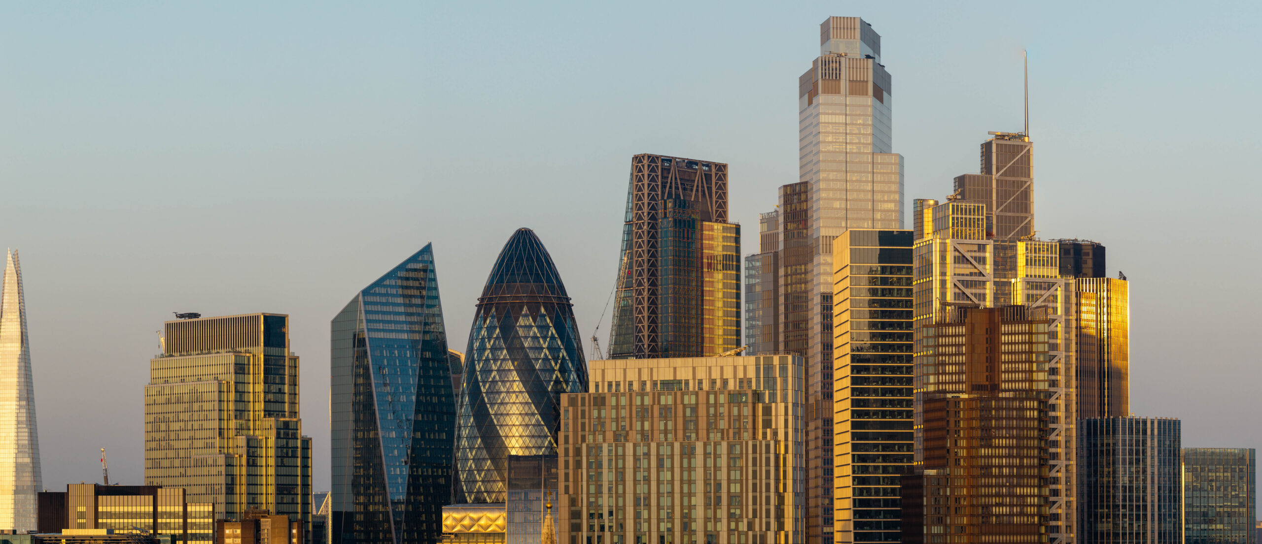 US firms bump City trainee pay to £75k